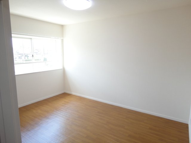 その他　洋室（南側）