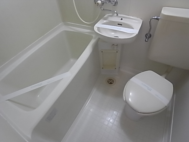 バス・シャワールーム　浴室