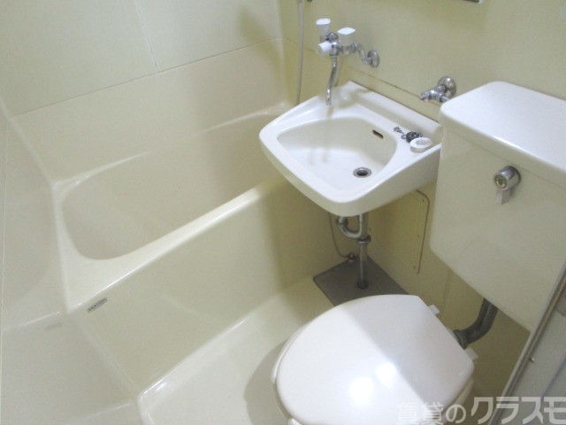 バス・シャワールーム　お掃除楽ちんなユニットタイプ☆