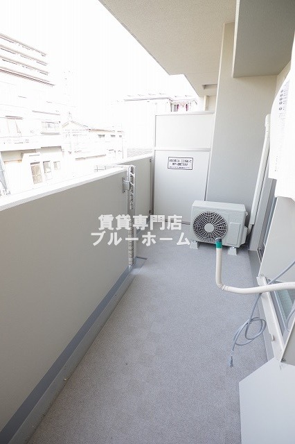 バルコニー　ゆとりのあるバルコニー！