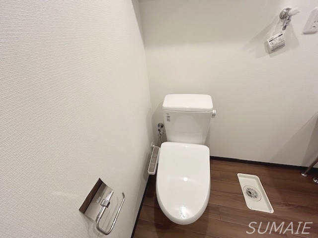 トイレ　ウォシュレット付きです！