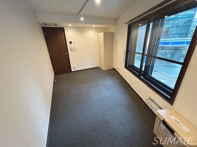 その他部屋・スペース　タイルカーペットです！