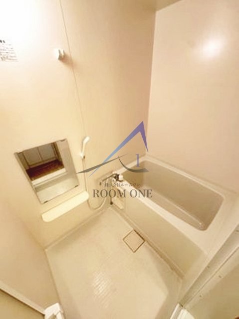 バス・シャワールーム　お風呂です。