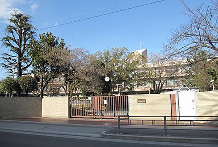 小学校　大阪教育大学附属平野小学校（小学校）まで425m