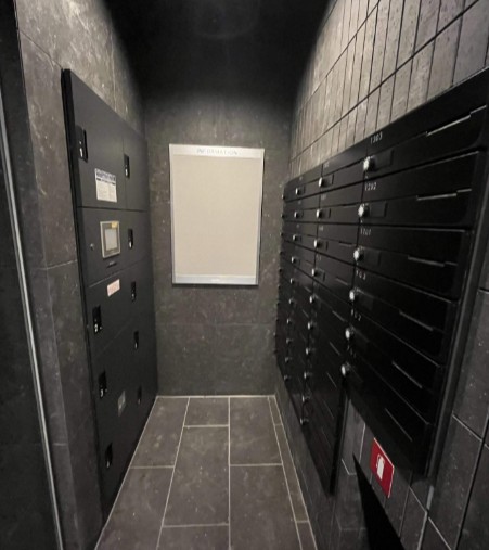 ロビー　建物の内部です