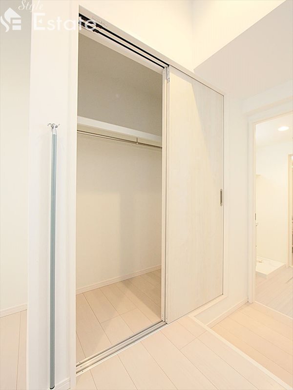 収納　クローゼット