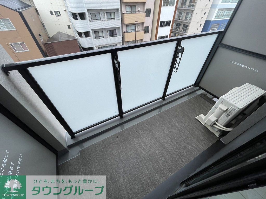 バルコニー　バルコニー