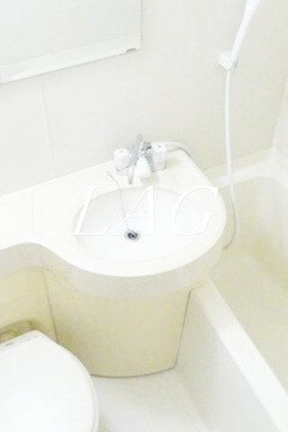 洗面設備　洗面台です。