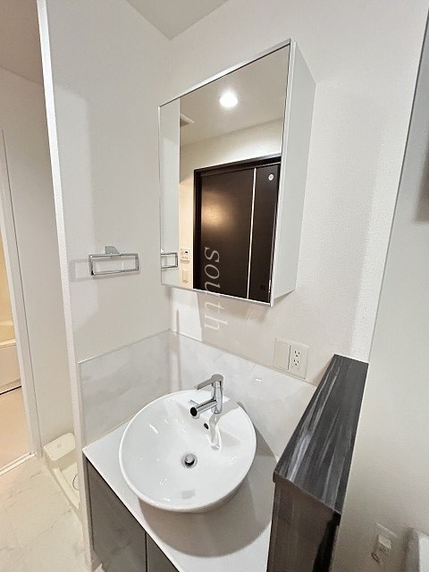 洗面設備　独立洗面台