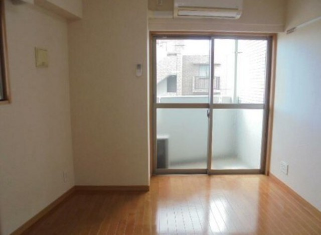 居室・リビング　同仕様参考