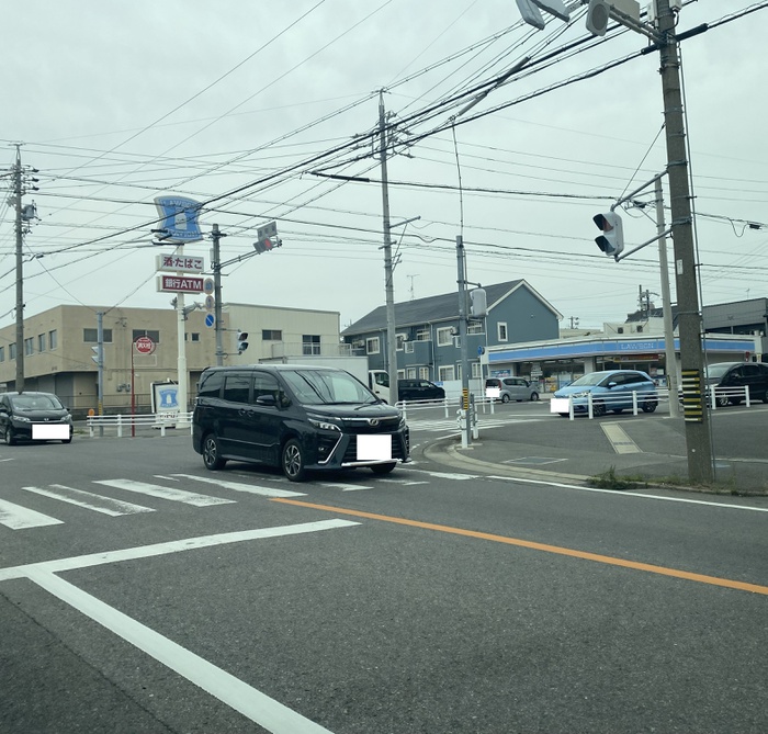 コンビニ　ローソン（コンビニ）まで309m