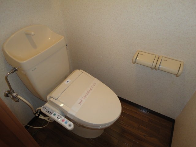 トイレ　シャワー付トイレ