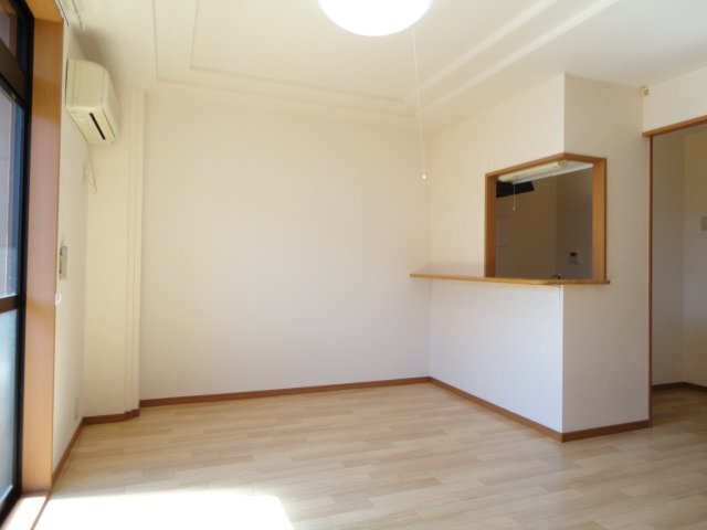 居室・リビング　リビング