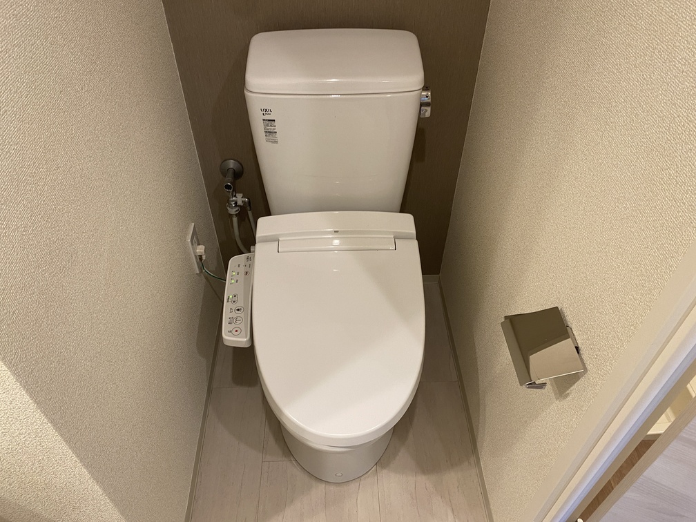 トイレ　■室内参考写真