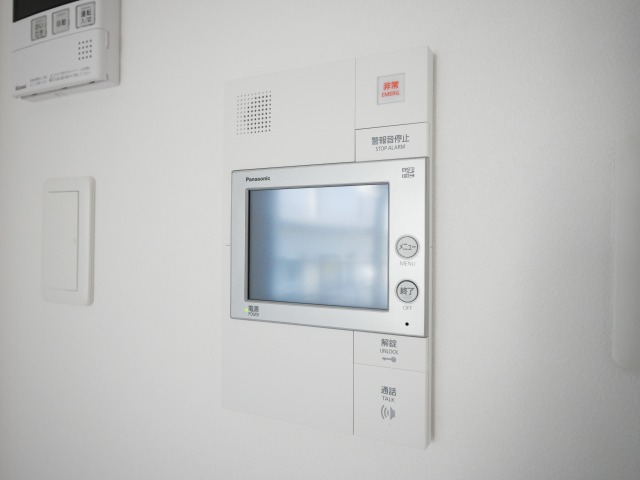 セキュリティ　モニター付きインターホンです♪