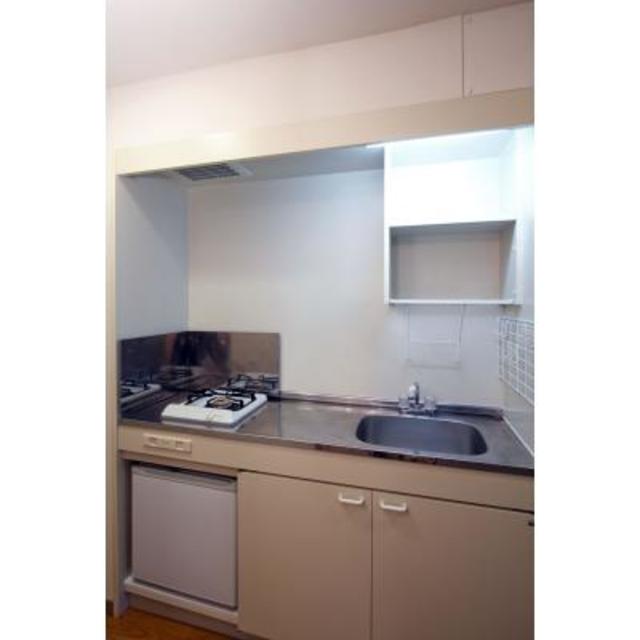 キッチン　※写真は同タイプ住戸です。