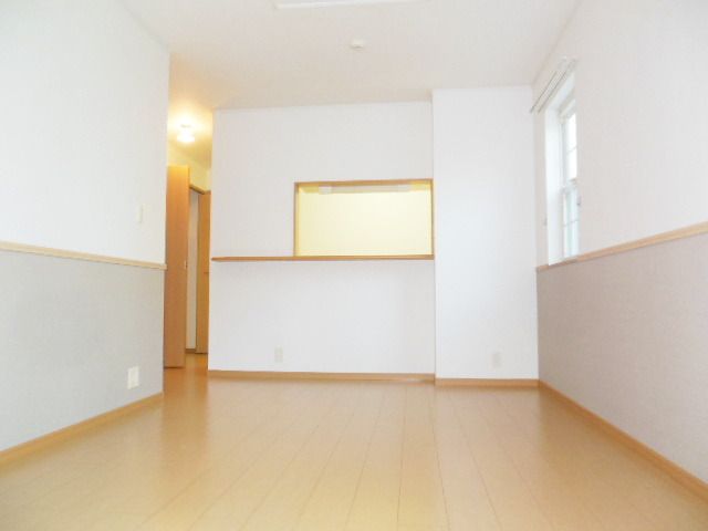 その他部屋・スペース　★二面採光のキレイなリビングです★