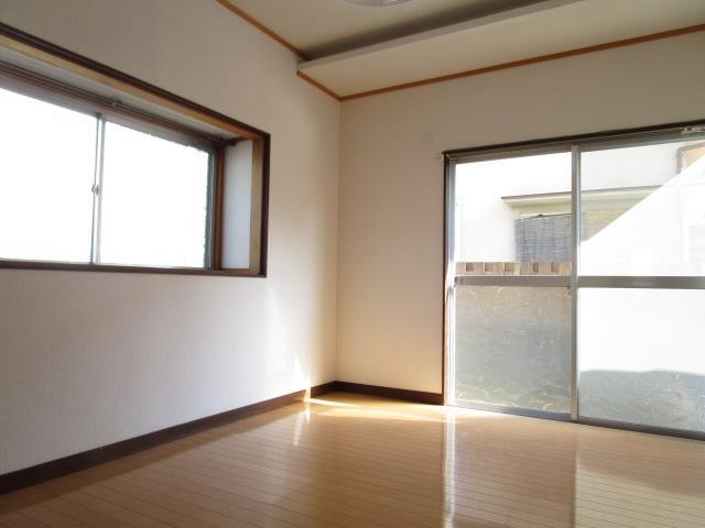 その他　松山市西長戸町　賃貸一戸建　１Ｆ洋室