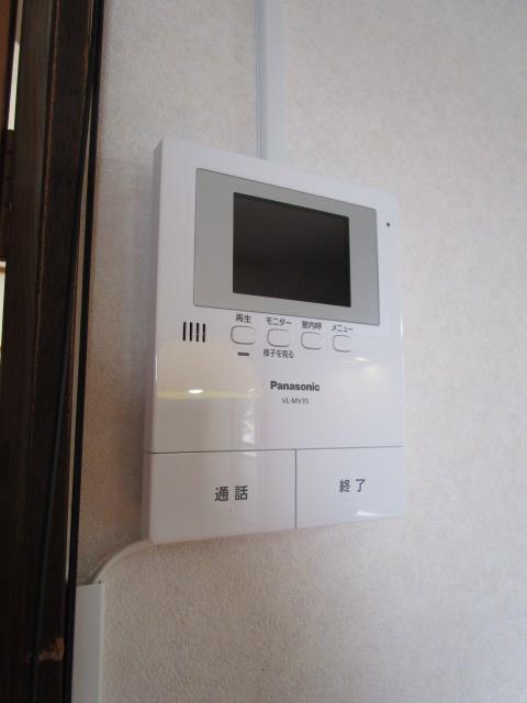 セキュリティ　松山市西長戸町　賃貸一戸建　ＴＶドアホン