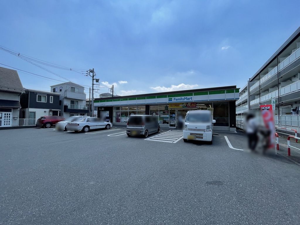 コンビニ　ファミリーマートさいたま別所五丁目店（コンビニ）まで250m