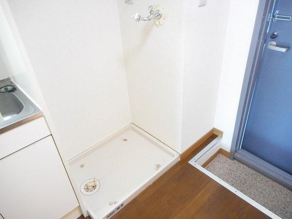 その他設備　室内洗濯機置場！