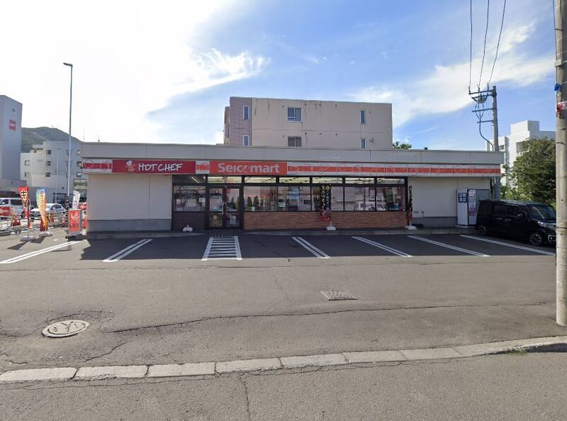 コンビニ　セイコーマート南19条店（コンビニ）まで183m