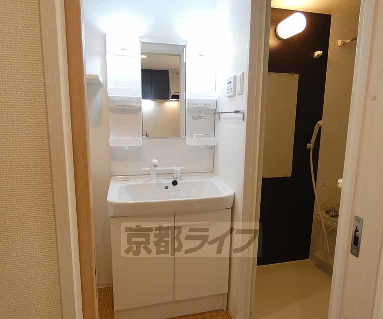 洗面設備　京大グランド北側のイケてるマンション・