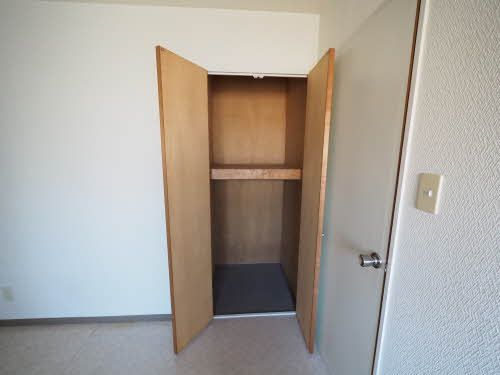 バルコニー　収納