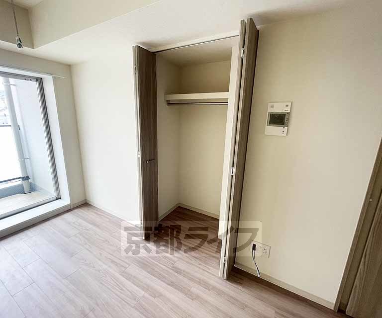 建物外観　・建築中