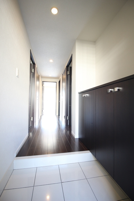 玄関　６２０号室モデルルーム参照※お部屋により色味などが異なる場合