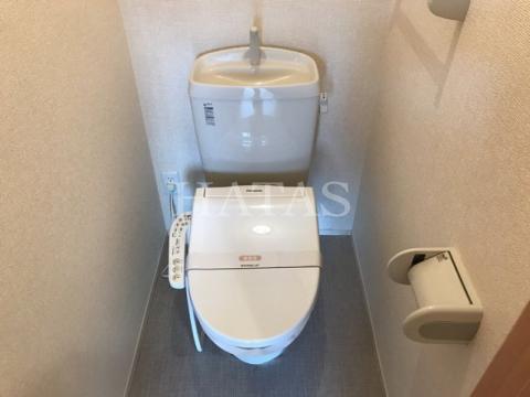 トイレ　同物件別部屋です。