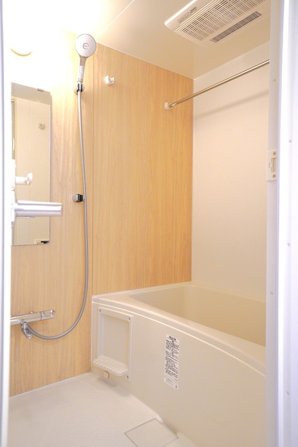 バス・シャワールーム　※写真は同タイプ住戸です。