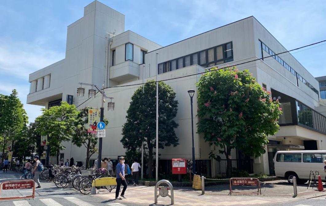 その他　烏山区民センター（その他）まで728m