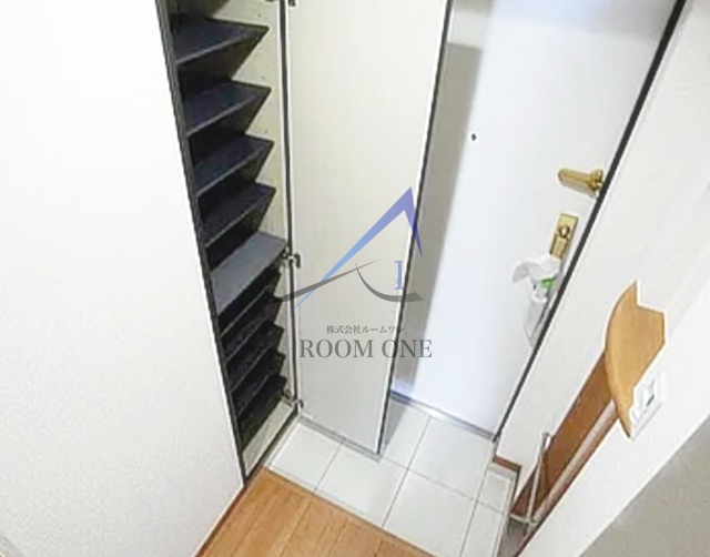 玄関　玄関です。