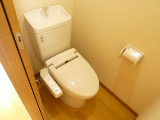 トイレ　★ひろい★