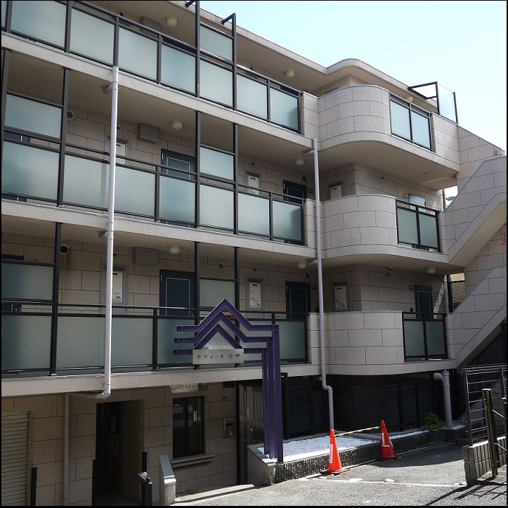 建物外観　ＪＲと阪急の2ＷＡＹ