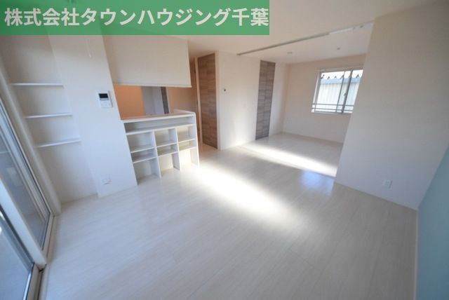 居室・リビング　お問合せはタウンハウジング千葉まで！※現地待合わせ相談可能