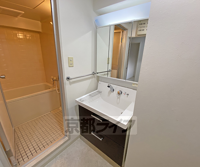 洗面設備　独立洗面台