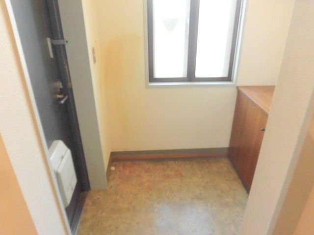 玄関　※同仕様写真含む