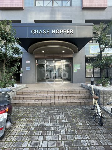 エントランス　グラスホッパー　エントランス