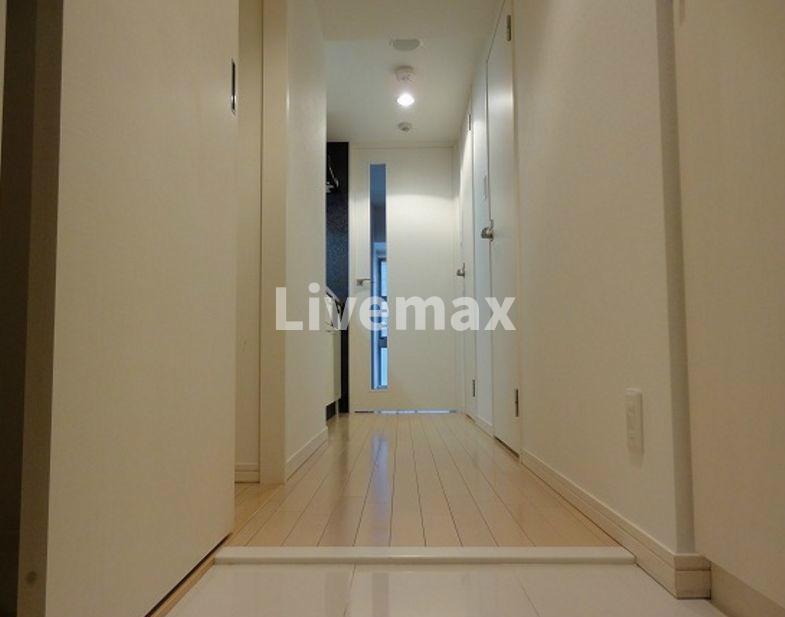 玄関　※別部屋のお写真になります