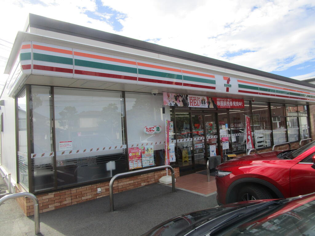 コンビニ　セブンイレブン出雲天神町店（コンビニ）まで571m