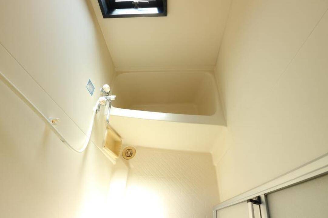 バス・シャワールーム　浴室