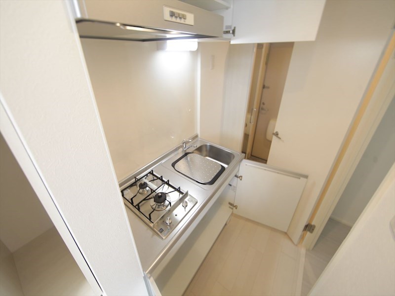 キッチン　システムキッチン（ガス2口コンロ付）