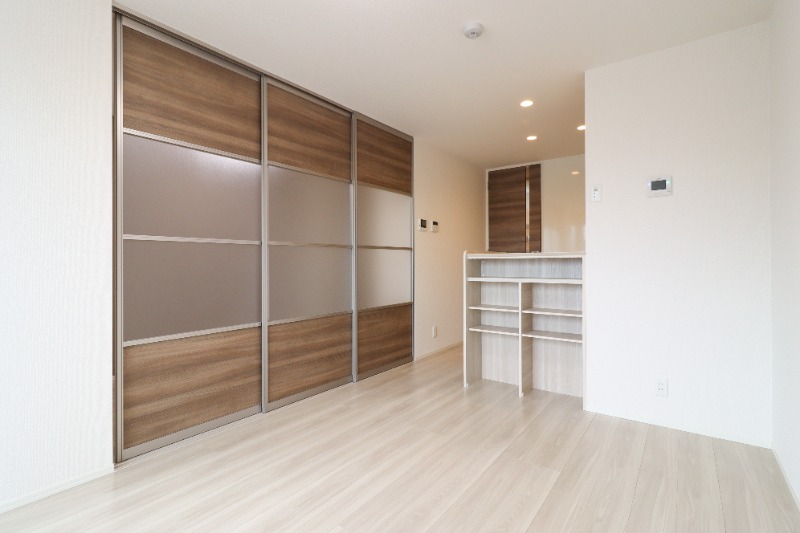 居室・リビング　図面と現状に相違がある場合には現状を優先