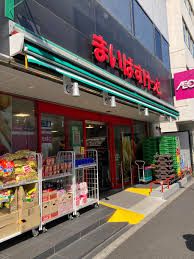 スーパー　まいばすけっと 新富町駅東店（スーパー）まで35m