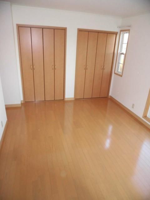 その他部屋・スペース　明るい洋室です