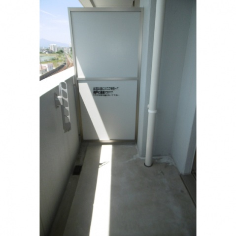 バルコニー　※別部屋の参考写真となります※現況優先※