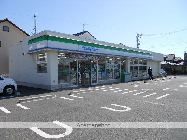 コンビニ　ファミリーマート静岡大谷店（コンビニ）まで500m