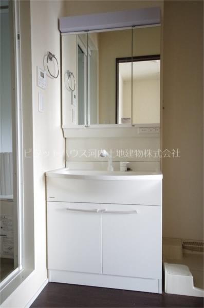 洗面設備　洗面所